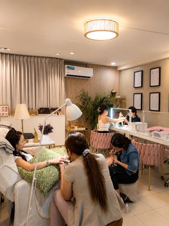Ayuri Nails Shop